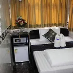 Cynthia\'S Inn